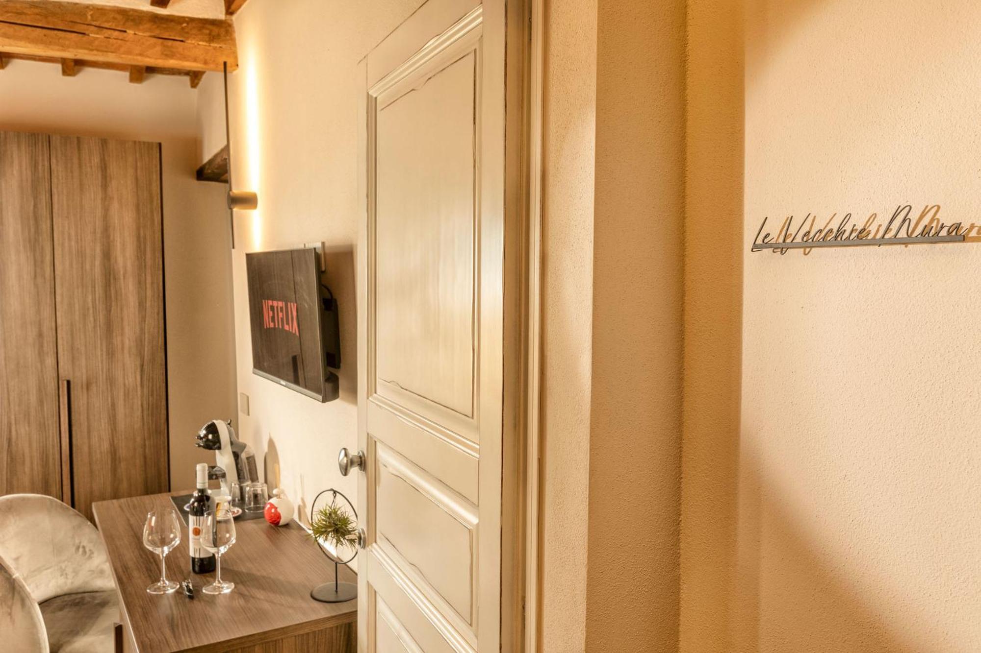 Palazzo Falcinelli Luxury Room In Montepulciano Center With Air Conditioning And Elevator Экстерьер фото