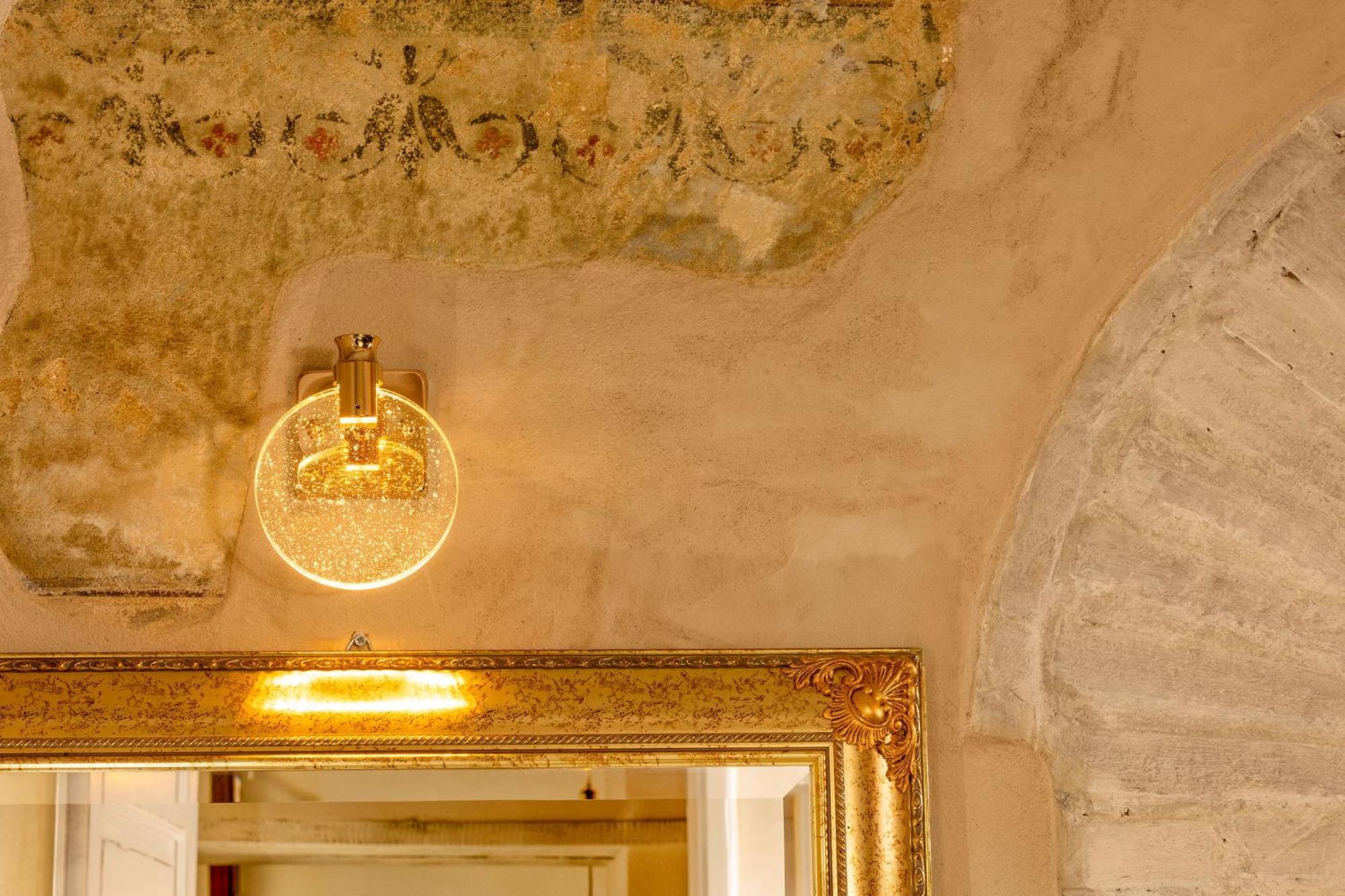 Palazzo Falcinelli Luxury Room In Montepulciano Center With Air Conditioning And Elevator Экстерьер фото
