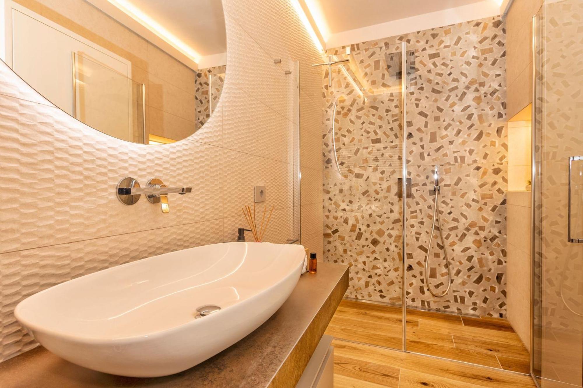 Palazzo Falcinelli Luxury Room In Montepulciano Center With Air Conditioning And Elevator Экстерьер фото
